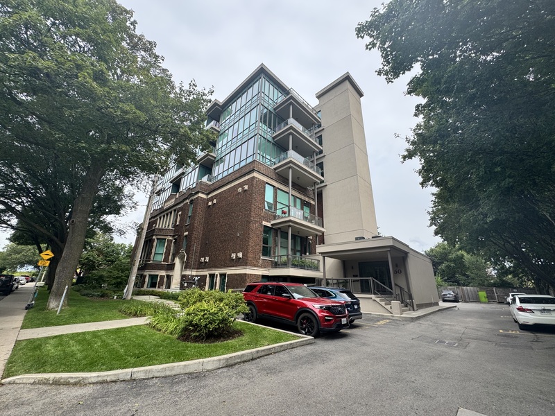 #511-10 Esplanade Ln, Grimsby